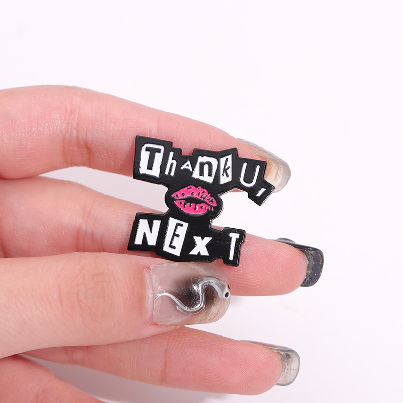 Thank U Next Enamel Pins Cute  - Women Bags Next avis et prix